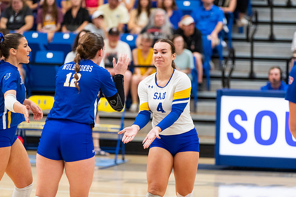 SAU vs. CBU831