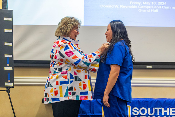 NursingPinningSP24_54