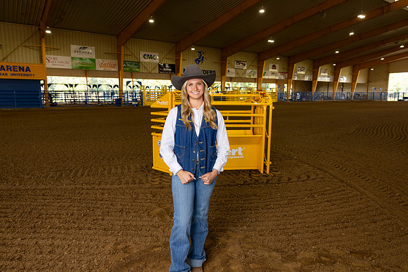 RodeoTeam25_85