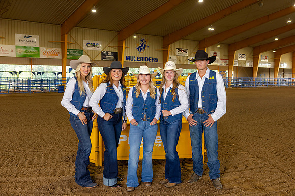 RodeoTeam25_110
