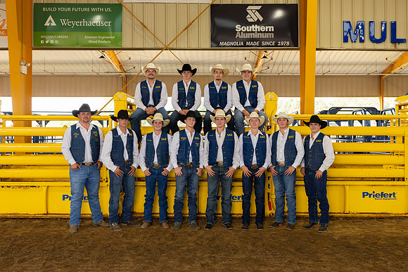 RodeoTeam25_120