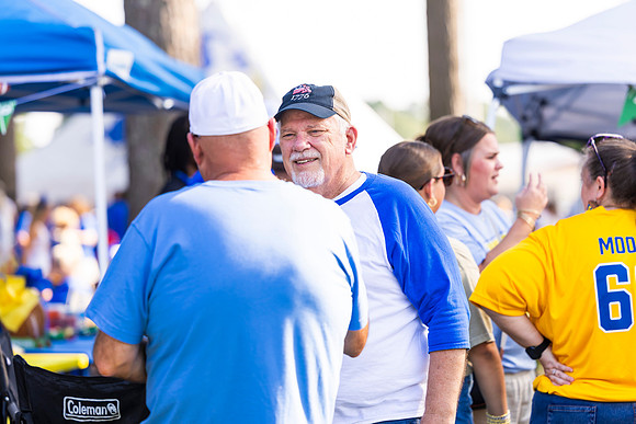 SAU vs. Harding - Family Day_4
