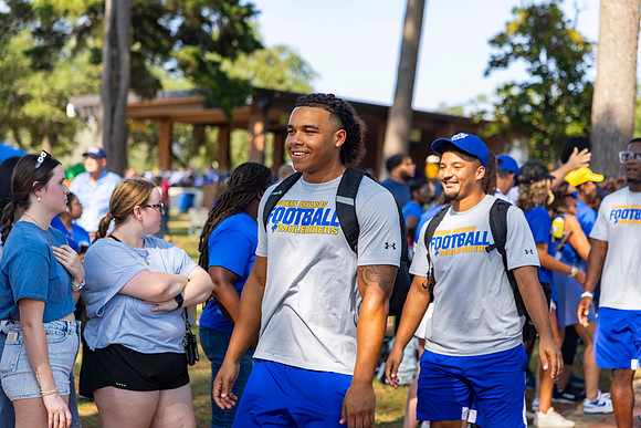 SAUFootball16