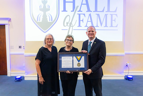 RCB_HOF32