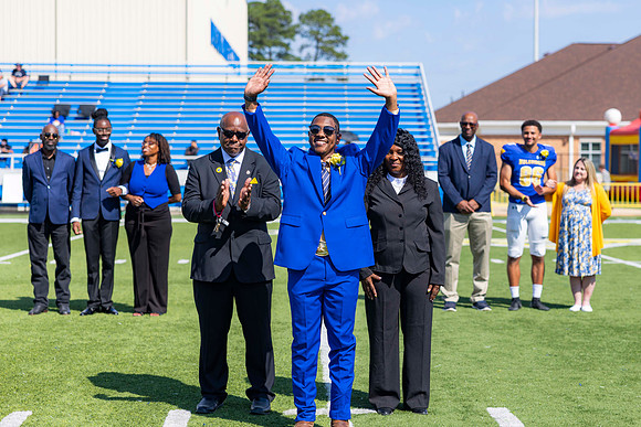 HomecomingCoronation25_13