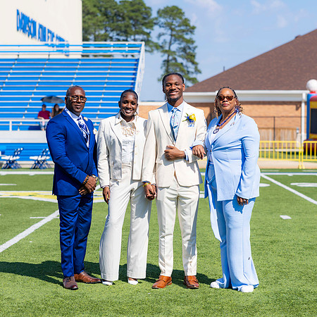 HomecomingCoronation25_25