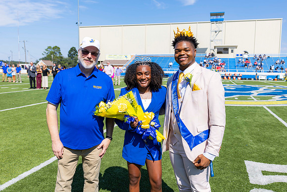 HomecomingCoronation25_72