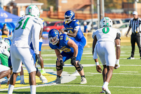 FB vs UAM_166