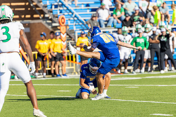 FB vs UAM_185