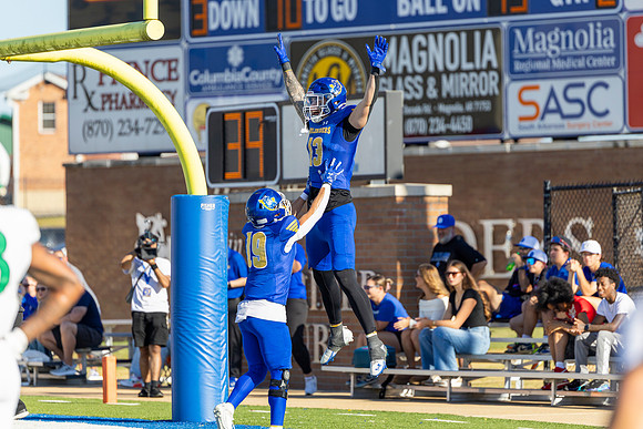 FB vs UAM_214