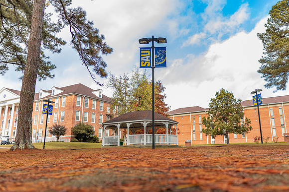 Around the Campus_10