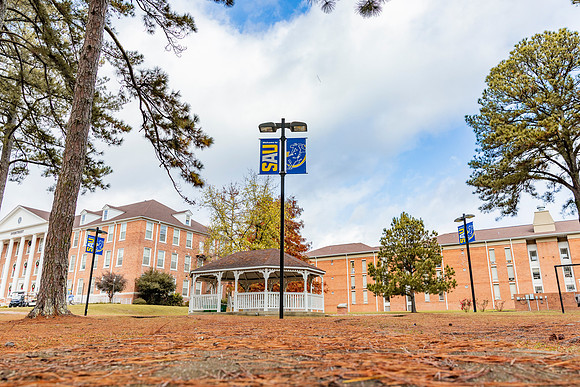 Around the Campus_11