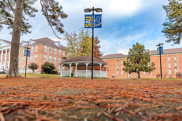Around the Campus_12