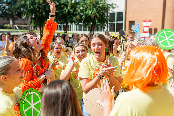 GirlsBidDay24_34