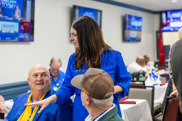 Alumni Day at the Races_83