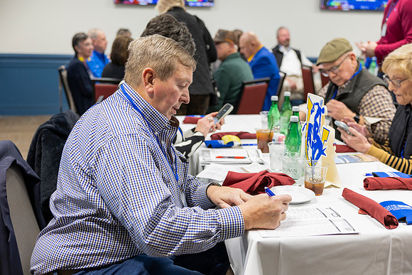 Alumni Day at the Races_90