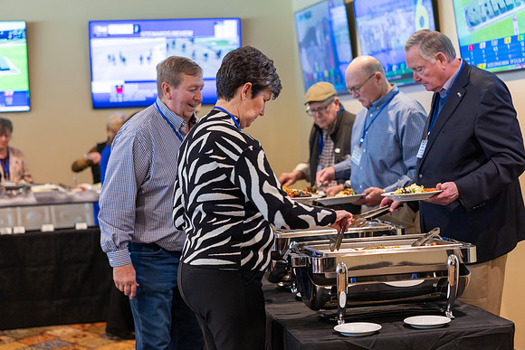Alumni Day at the Races_128