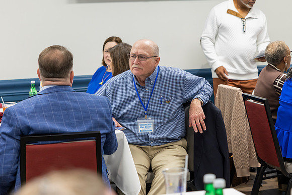 Alumni Day at the Races_144