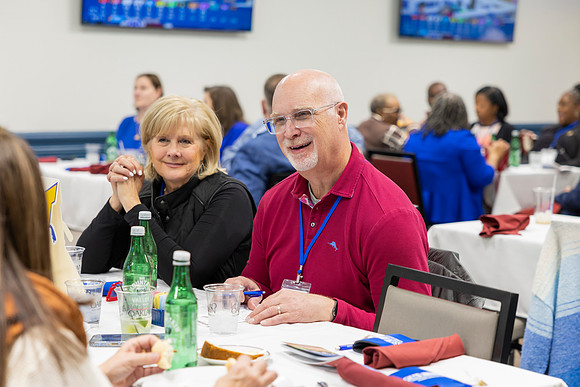 Alumni Day at the Races_142