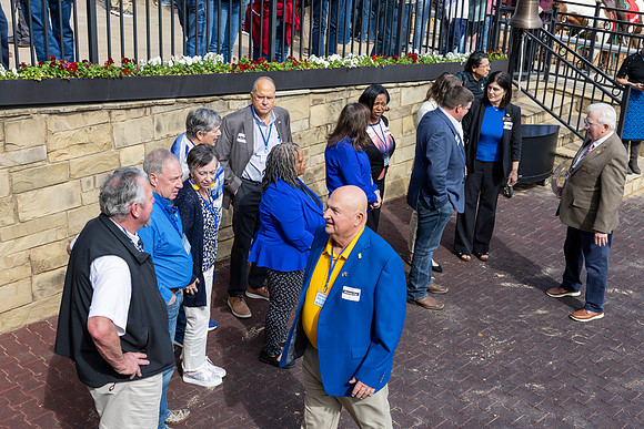 Alumni Day at the Races_172