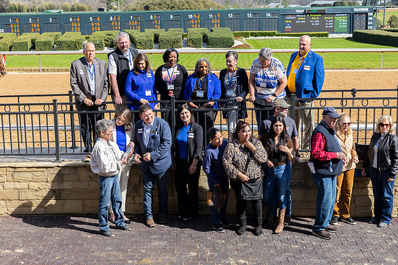 Alumni Day at the Races_186