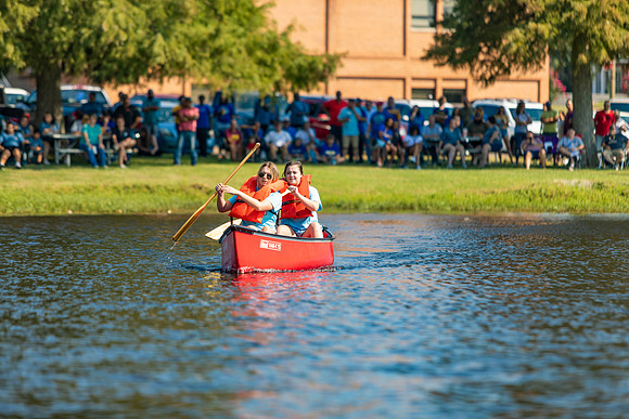 3CanoeRace_5