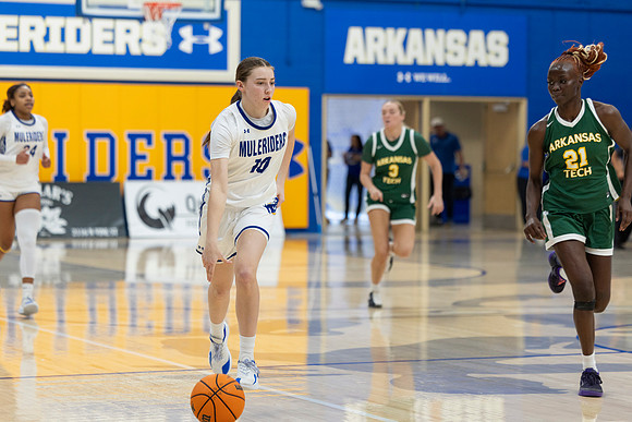 WBB vs ATU_85