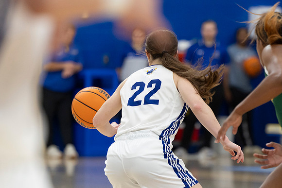 WBB vs ATU_90