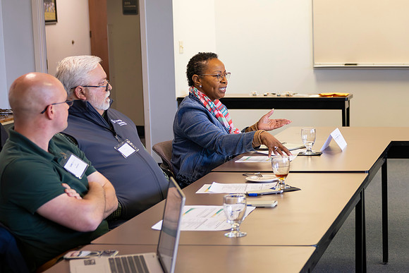 RoundTable5
