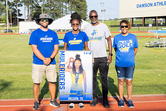 T&F Senior Day9