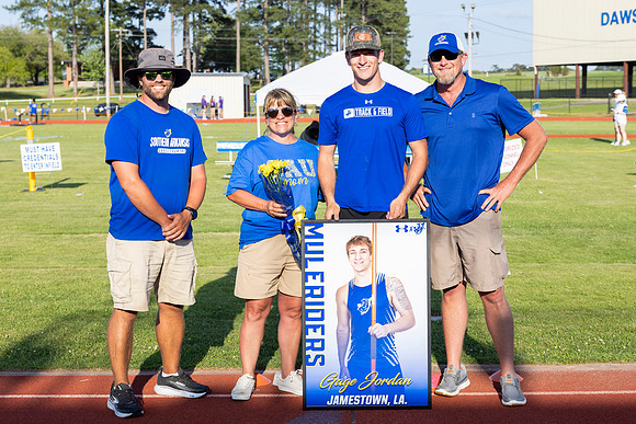 T&F Senior Day23