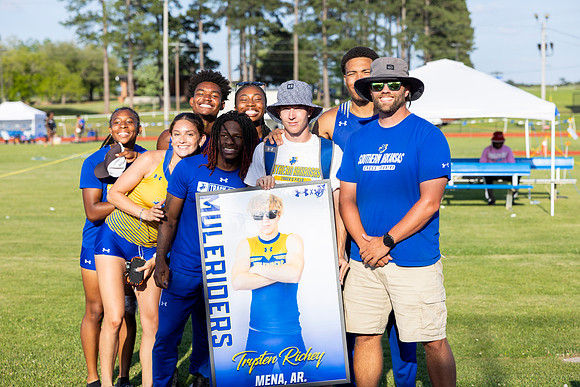 T&F Senior Day40