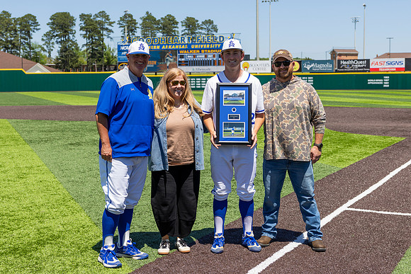 BSB Senior Day17