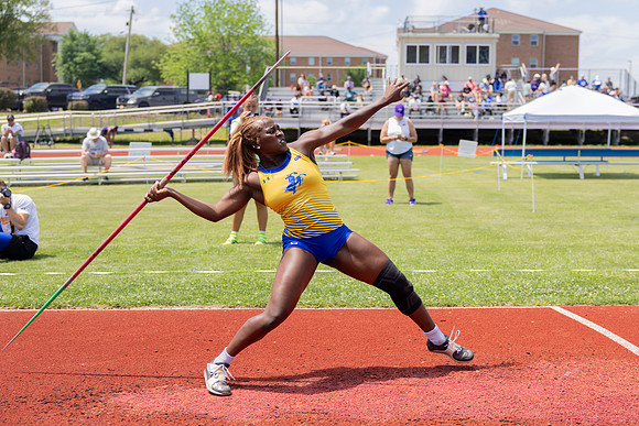 T&F Senior Day48