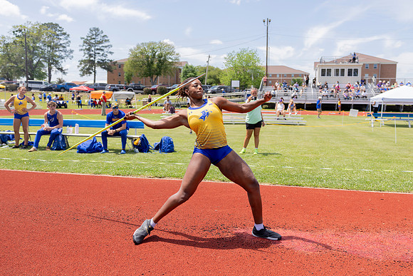 T&F Senior Day51