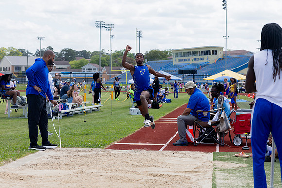T&F Senior Day75