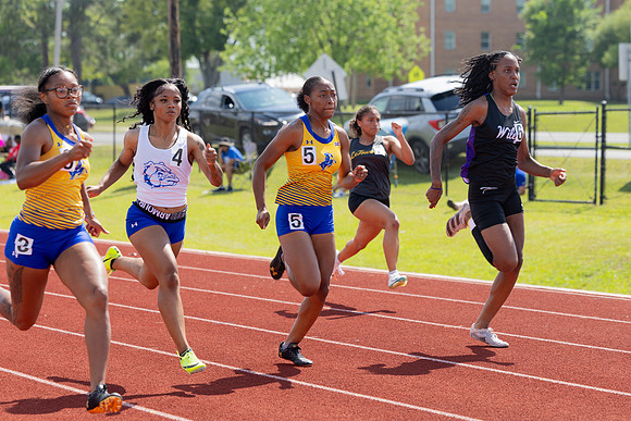 T&F Senior Day100