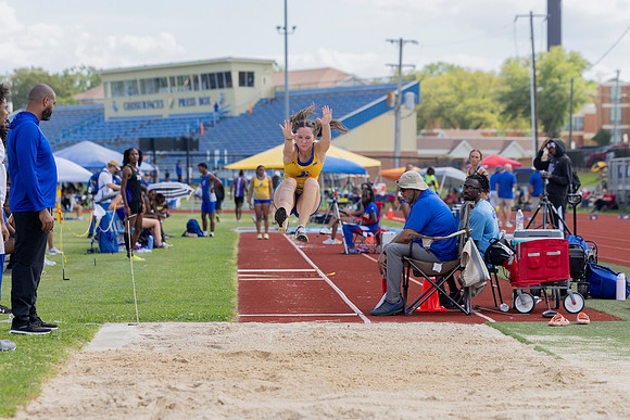 T&F Senior Day110