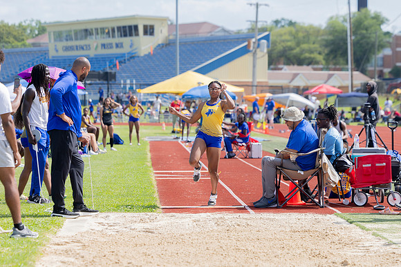 T&F Senior Day113