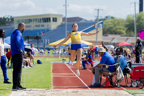 T&F Senior Day118