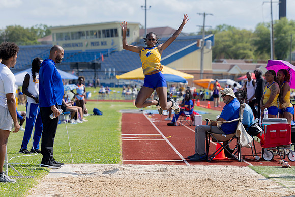 T&F Senior Day122