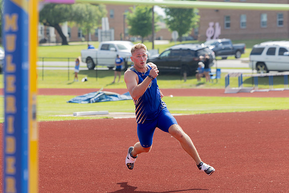 T&F Senior Day134