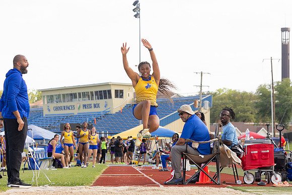 T&F Senior Day147