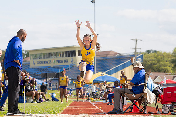 T&F Senior Day154