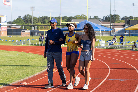 T&F Senior Day183