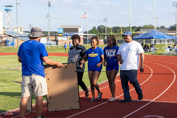 T&F Senior Day191