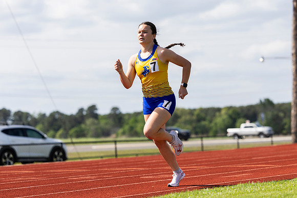 T&F Senior Day200