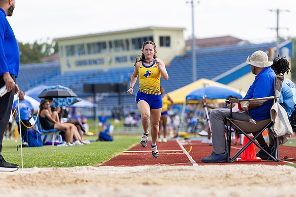 T&F Senior Day205