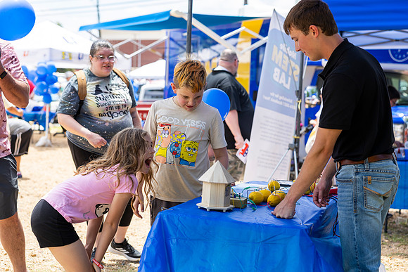 Mobile STEM Lab_24