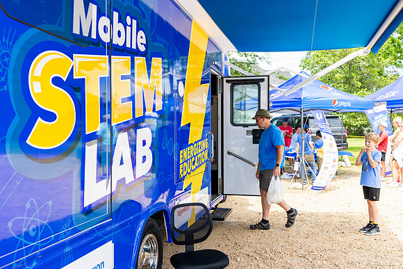 Mobile STEM Lab_66
